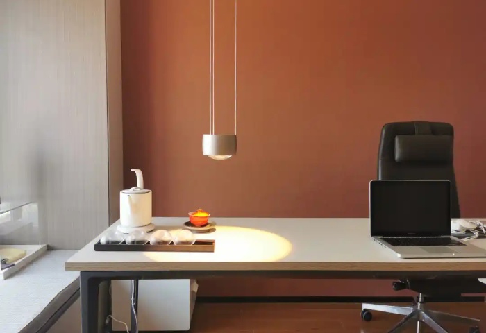 打造私密個(gè)人工作書房，開啟居家辦公之旅